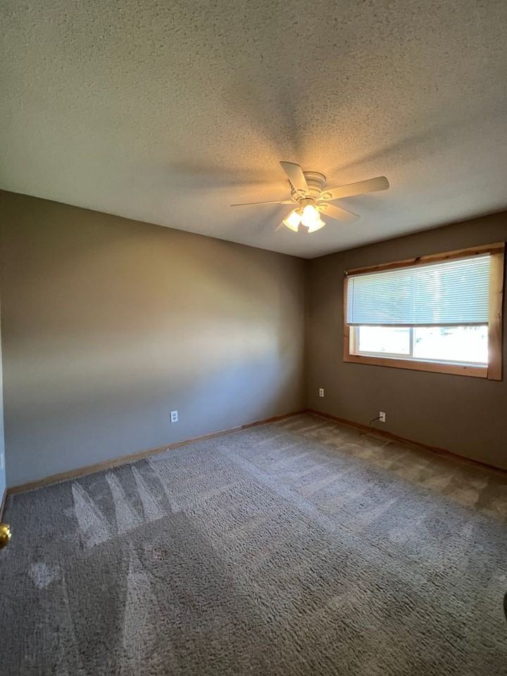 3108 E River Rd Ne - Photo 7 of 14