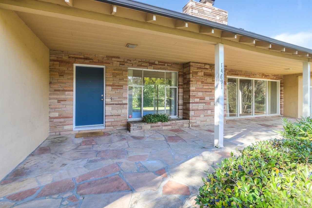 14691 Horseshoe Dr - Photo 2 of 28