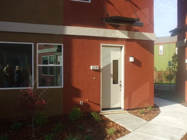 829 Boron Ct - Photo 2 of 21