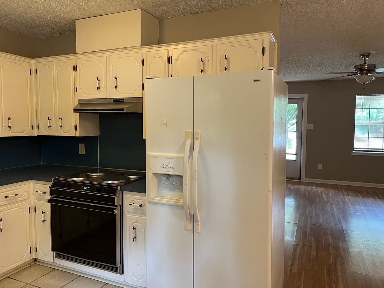 60 Parkview Dr - Photo 6 of 21