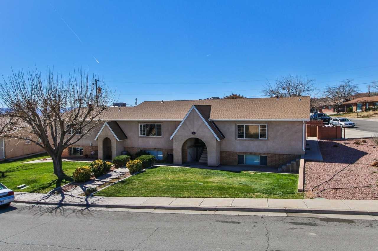 259 Playa Della Rosita #6 - Photo 3 of 20