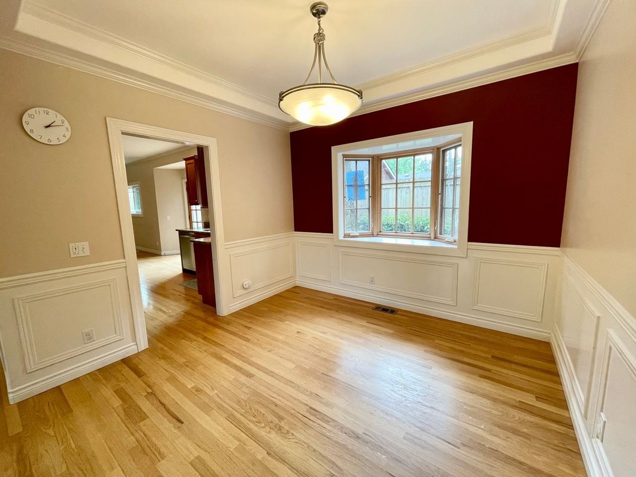 315 N 155th St - Photo 6 of 40