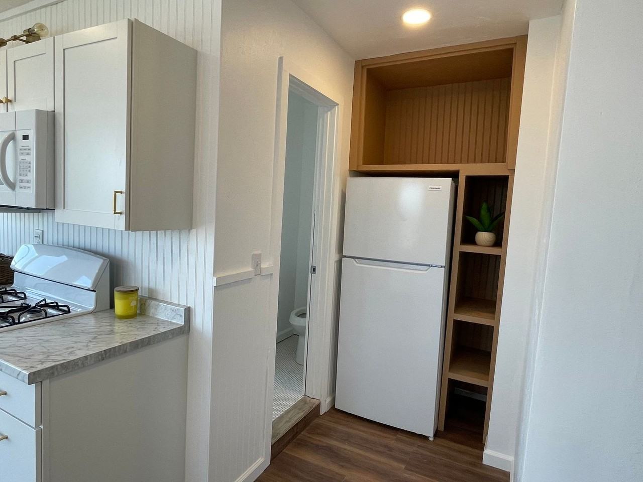 1408 Sassafras St - Photo 5 of 10
