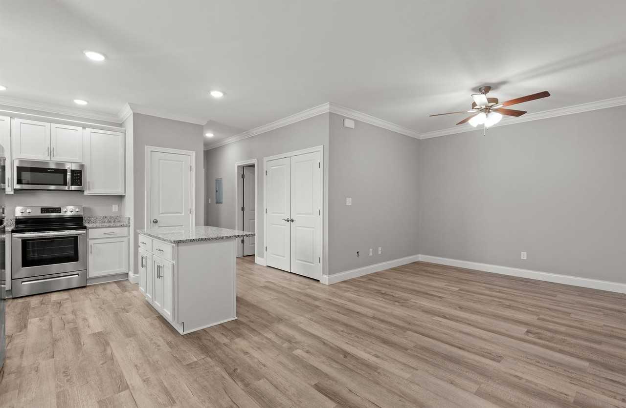 Keystone Commons/ 2162 - Photo 5 of 14