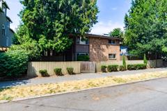 2211 Franklin Ave E - Photo 1 of 1