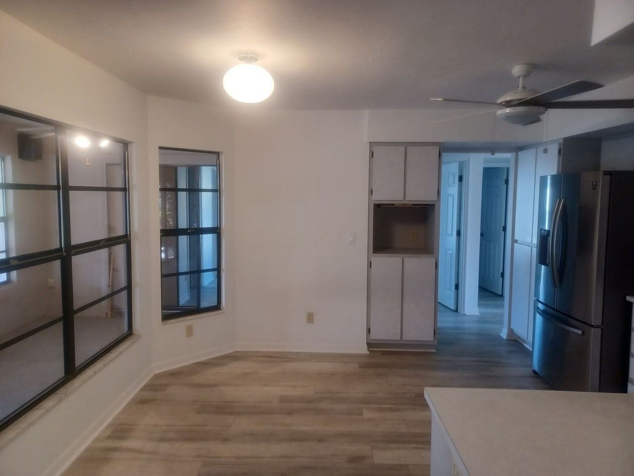 2227 Se 26th St - Photo 6 of 26