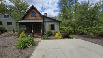 featured image of 679 River Club Dr