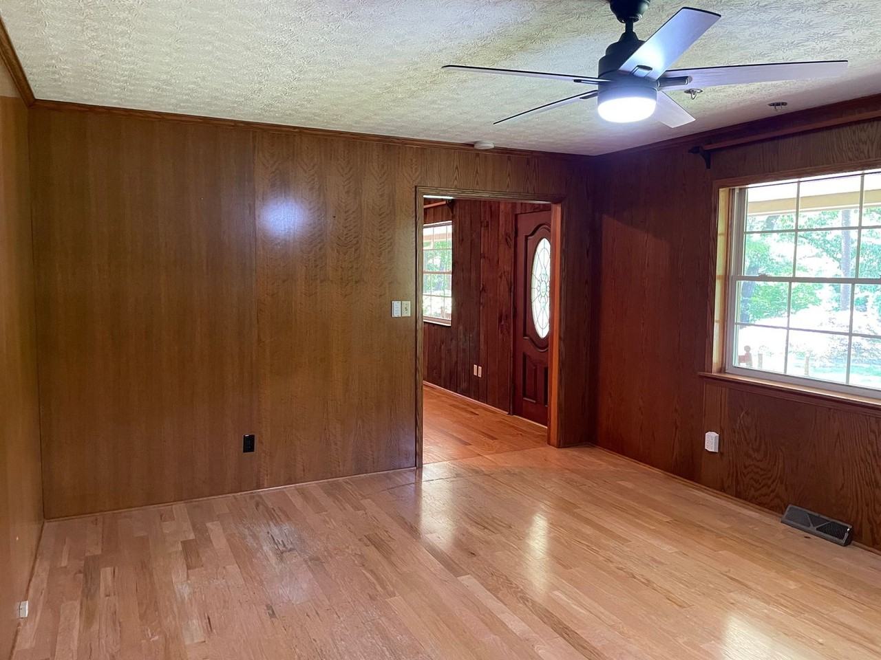 603 Cagle Rd - Photo 4 of 30