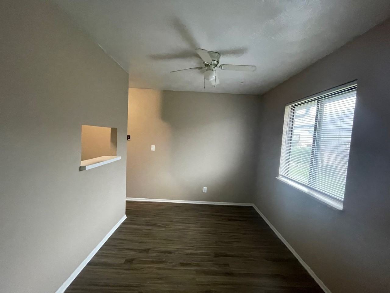 720 W Centennial Ave - Photo 4 of 9