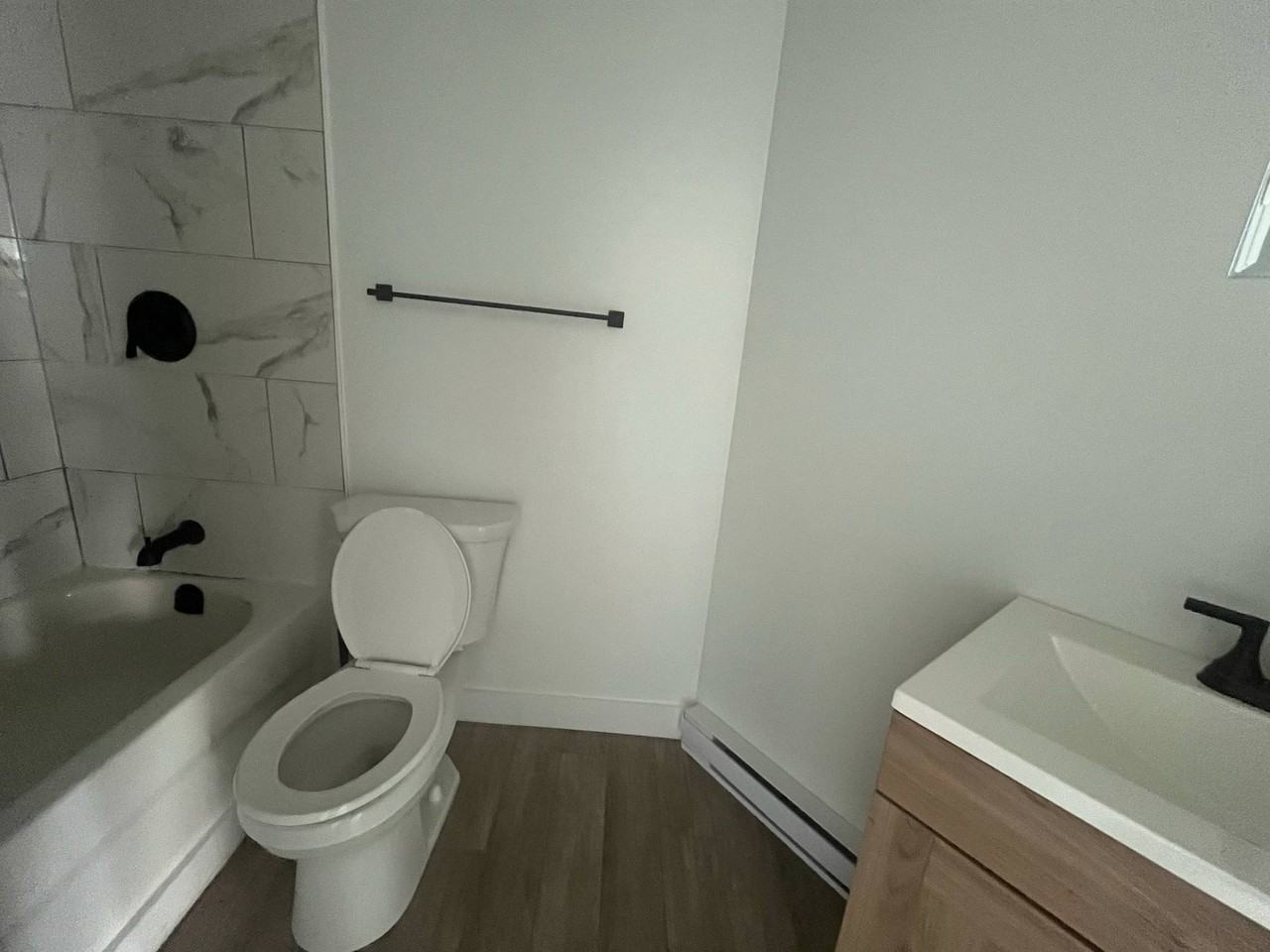 87 Weldon St #201 - Photo 3 of 8