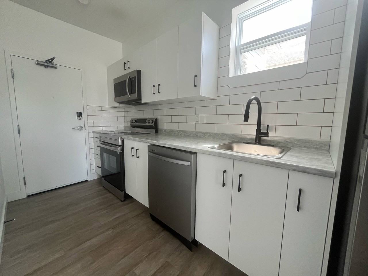 87 Weldon St #201 - Photo 6 of 8