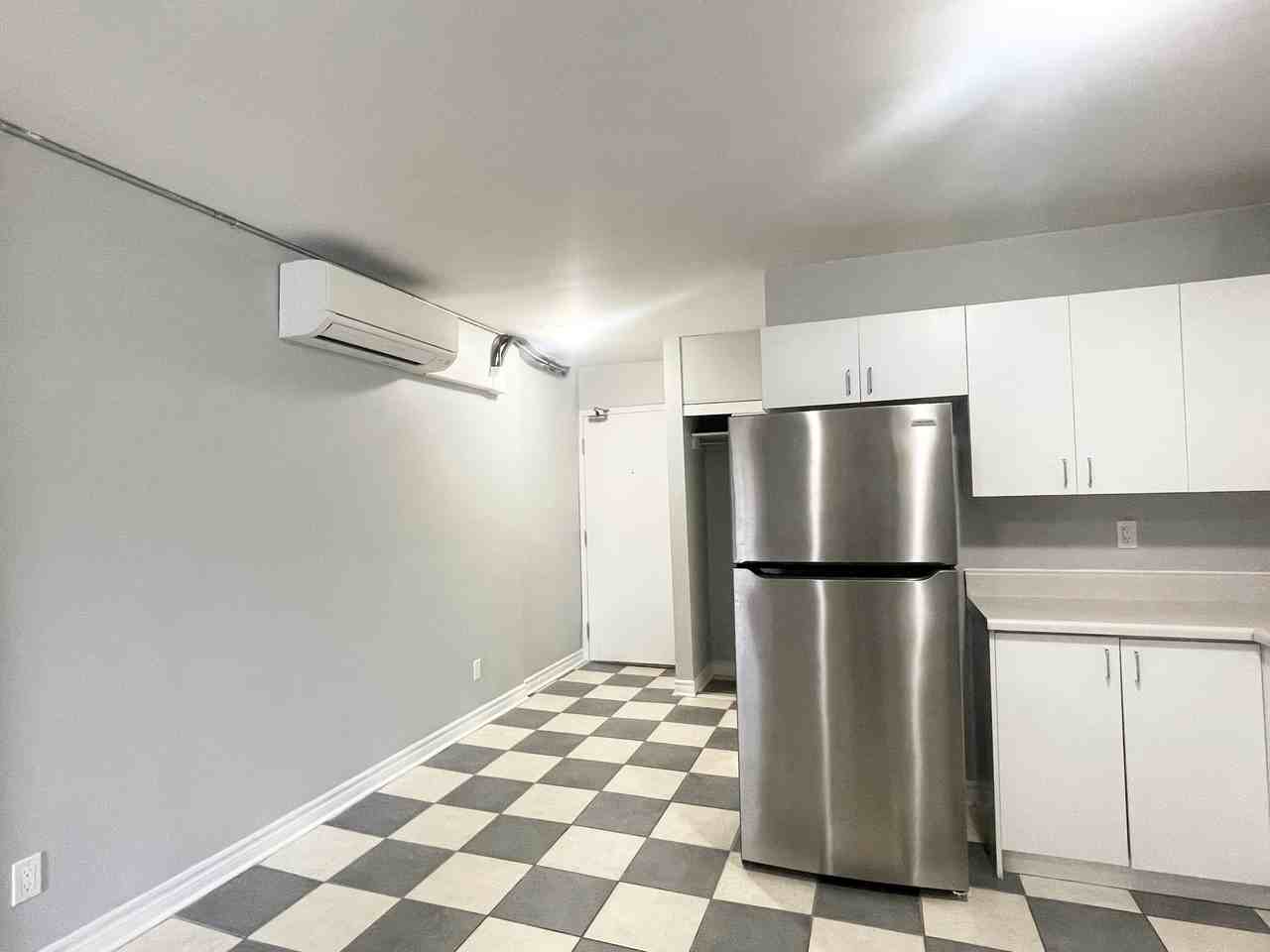 265 Emerald Street North #17 - Photo 2 of 7