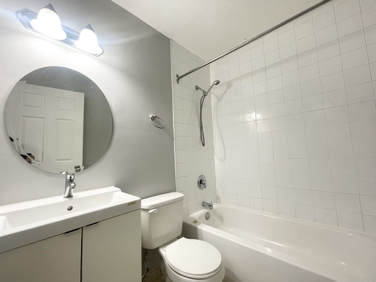 265 Emerald Street North #17 - Photo 4 of 7