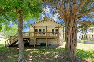 209 Ellington St - Photo 1 of 1