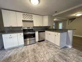 123 Williams St #R - Photo 1 of 1