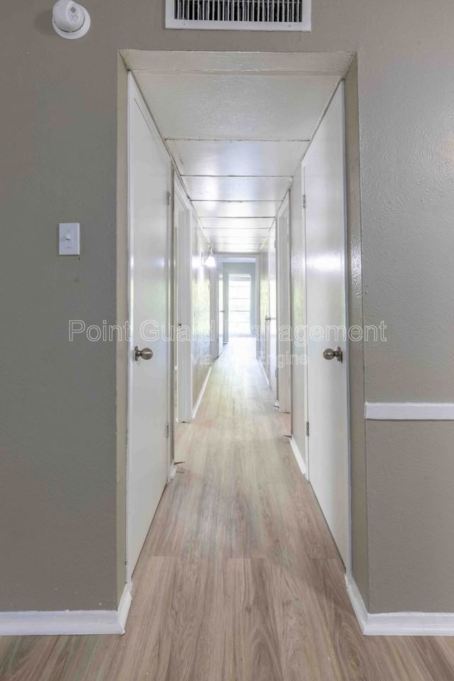 4586 W Kiest Blvd #1095 - Photo 5 of 24