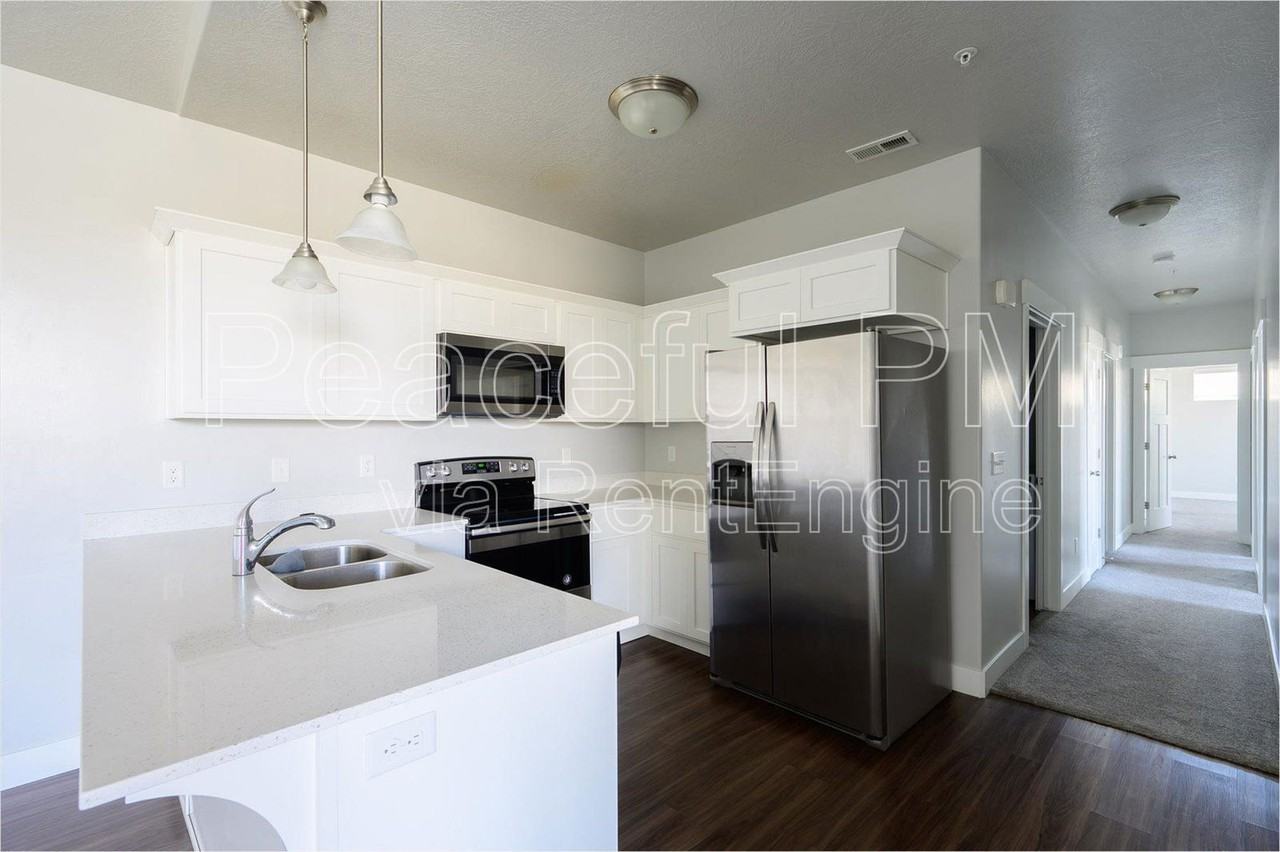4336 W 1850 N #1 - Photo 5 of 12
