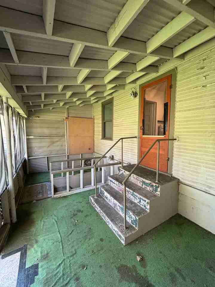 314 S 16th St - Photo 7 of 28