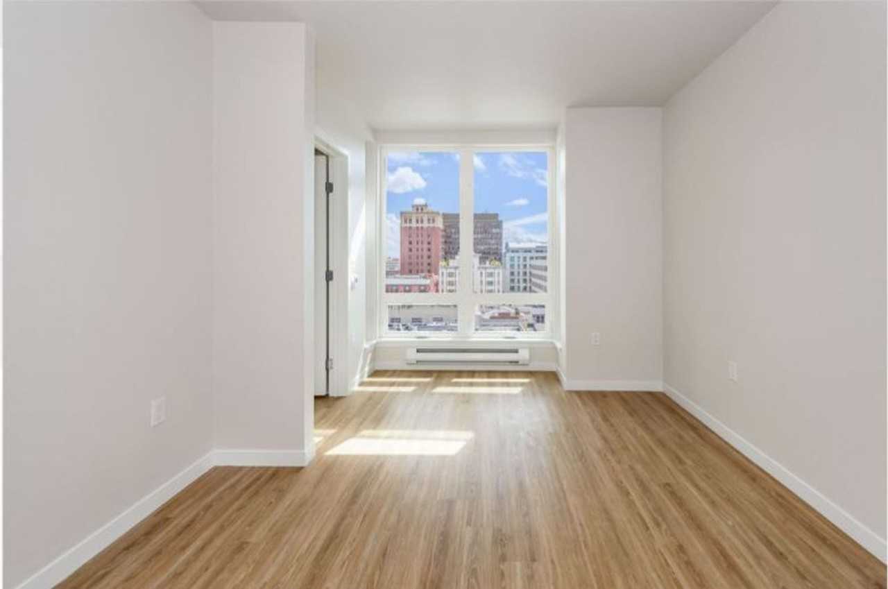 The Berkeley Place - Photo 6 of 28