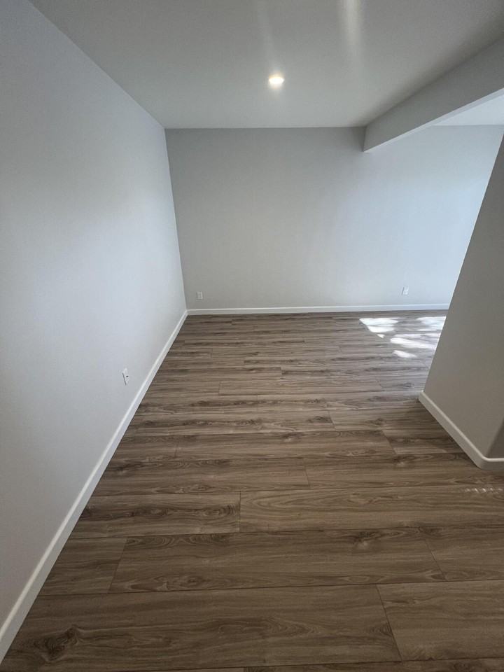 404 Highland Dr - Photo 7 of 16