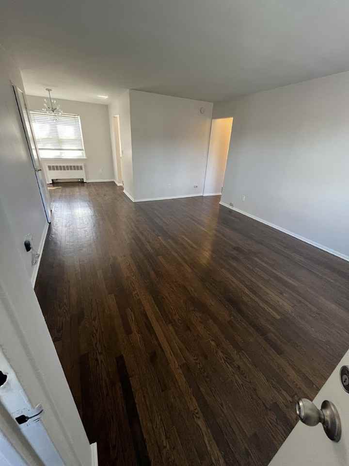7 Wedgewood Dr Apt 100 - Photo 2 of 12