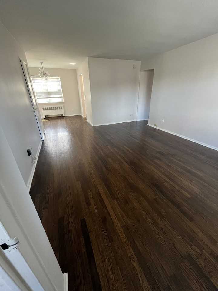 7 Wedgewood Dr Apt 100 - Photo 3 of 12