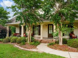 featured image of 18523 Pecan Ln