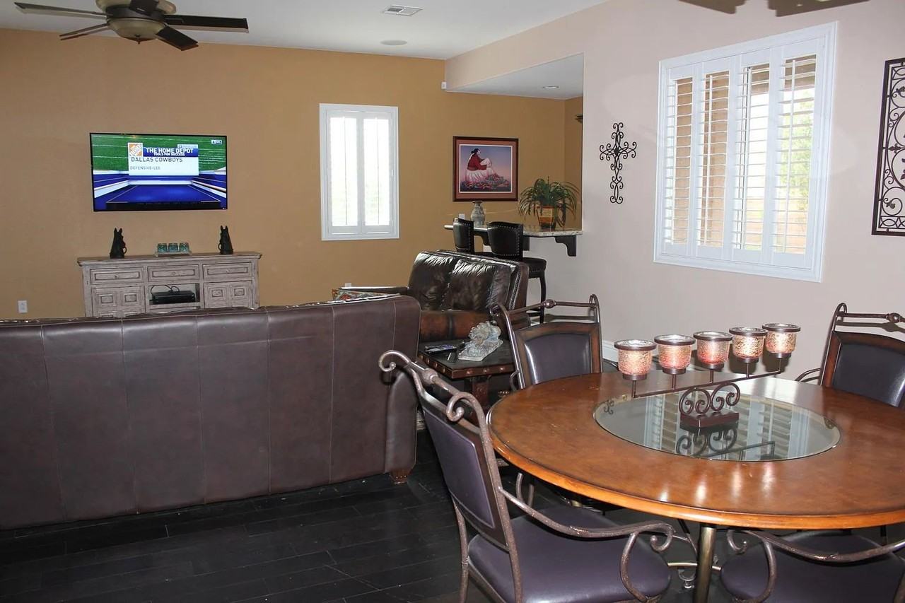 7342 Undisclosed - Photo 6 of 39