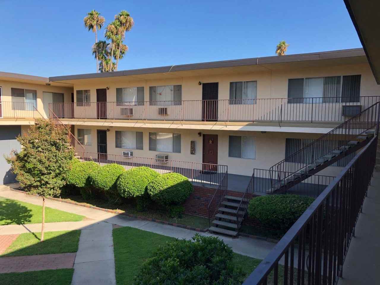 8938 Emperor Ave #16 - Photo 2 of 11