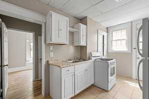 featured image of 921 15th St