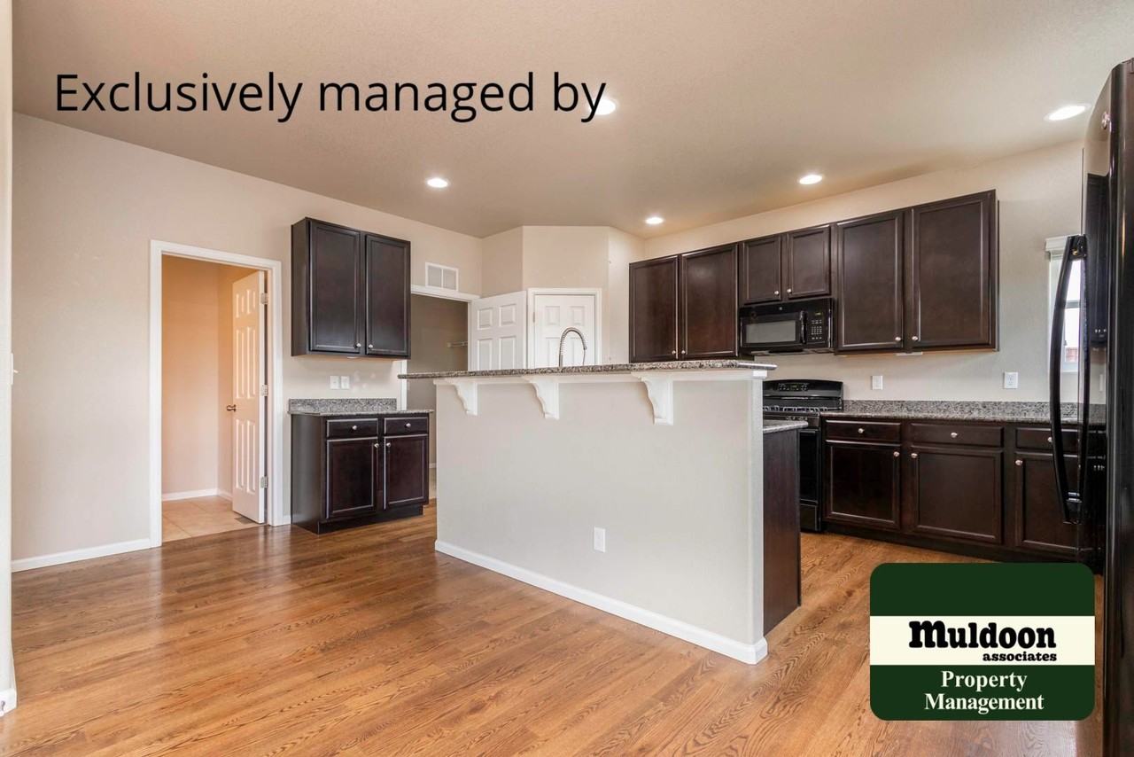 6460 Marilee Way - Photo 6 of 31