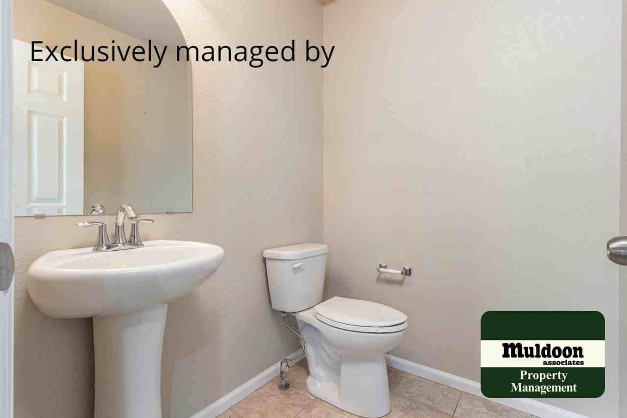6460 Marilee Way - Photo 7 of 31
