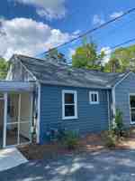 featured image of 1011 Lakeview Dr