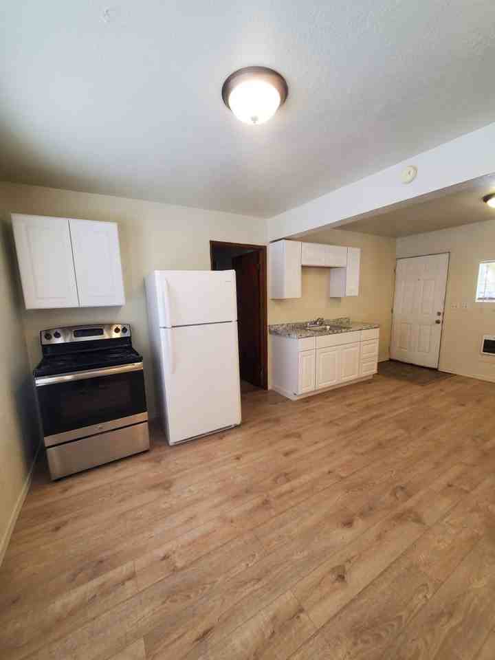 1123 Marina Drive - Photo 3 of 7