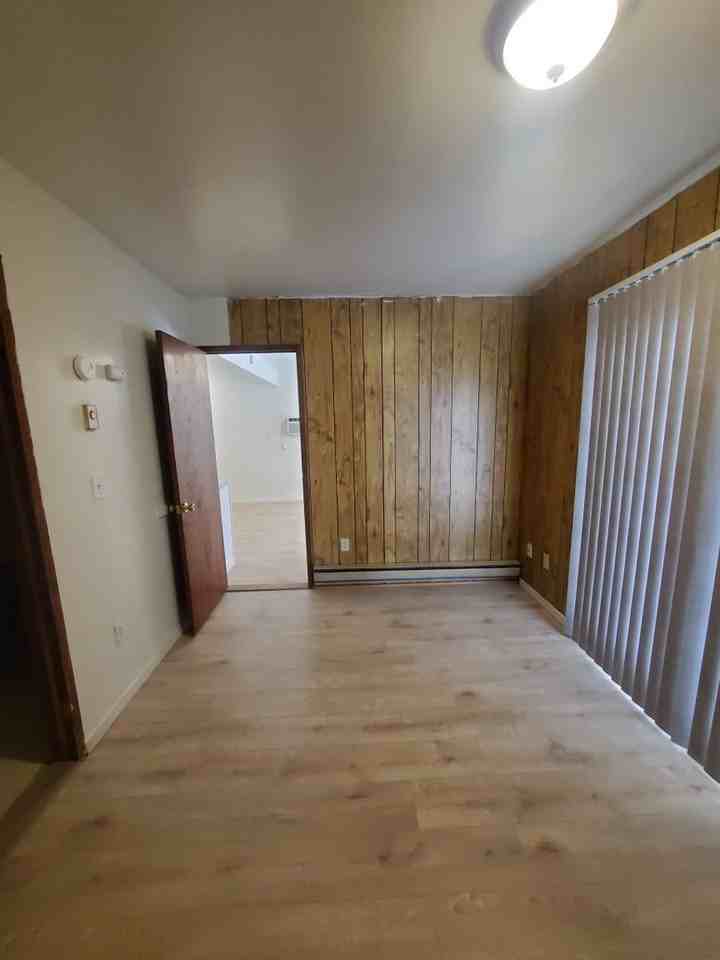 1123 Marina Drive - Photo 5 of 7