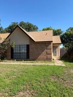 featured image of 658 Stonehenge Dr