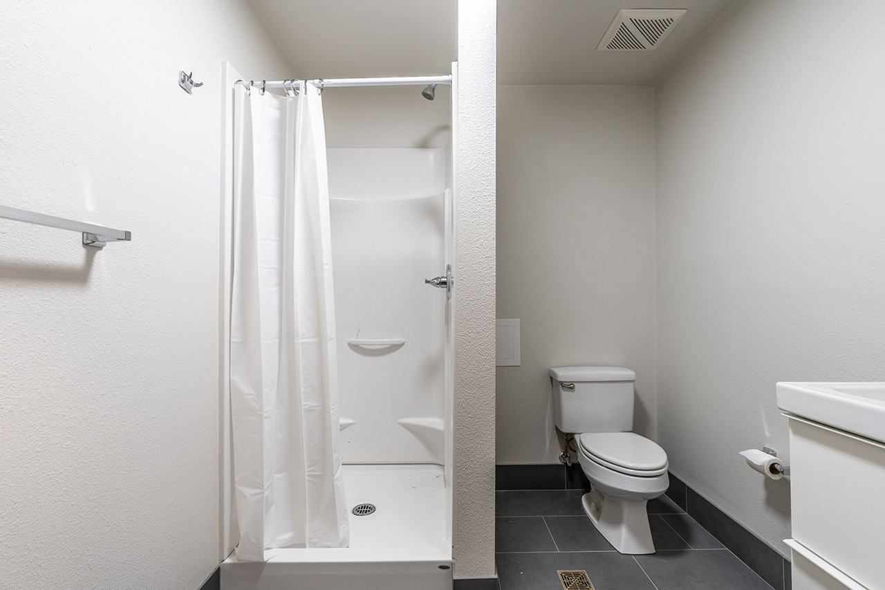 3803 South Edmunds Street - Photo 3 of 14