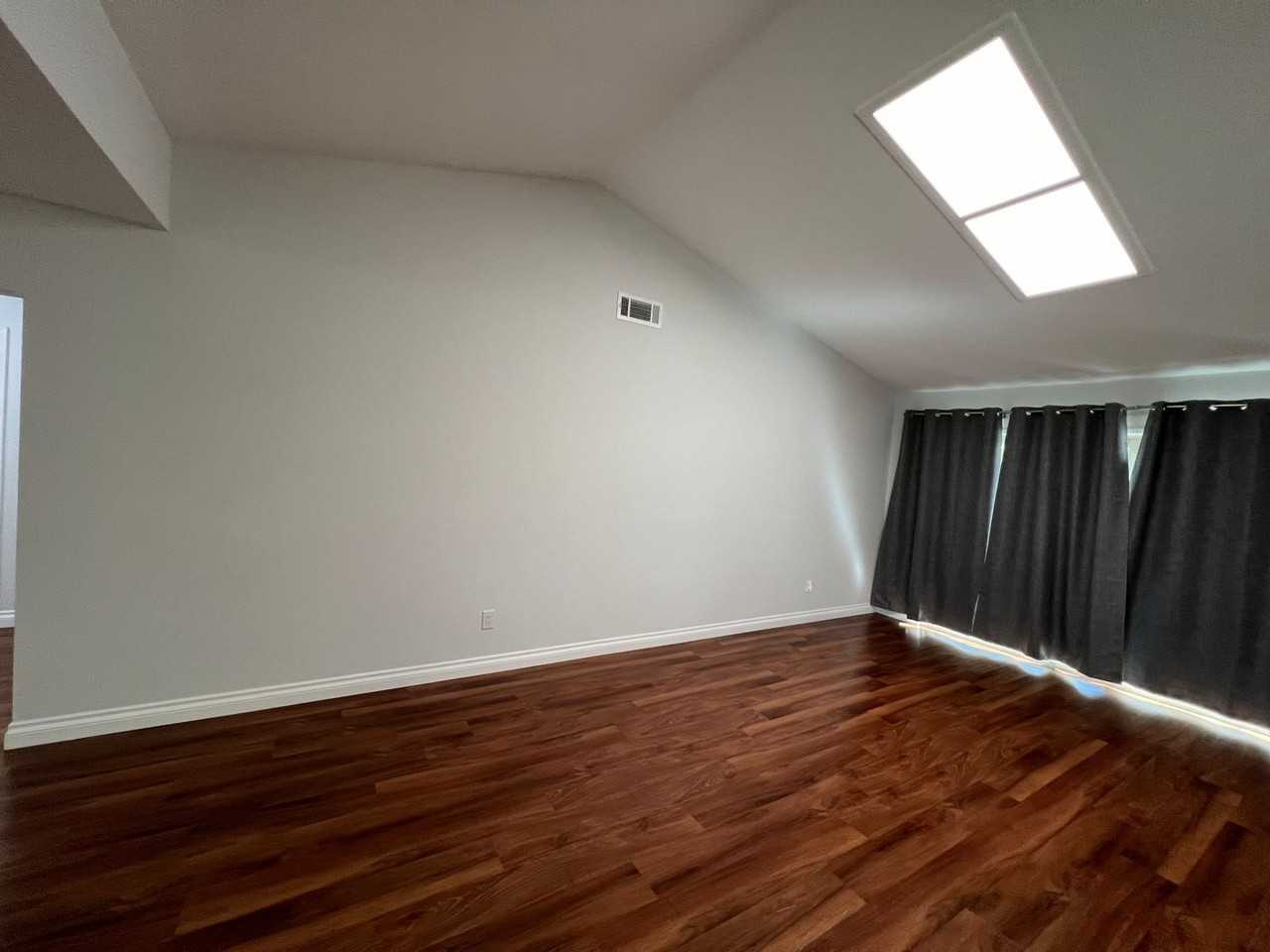 7404 Village 7 - Photo 4 of 14