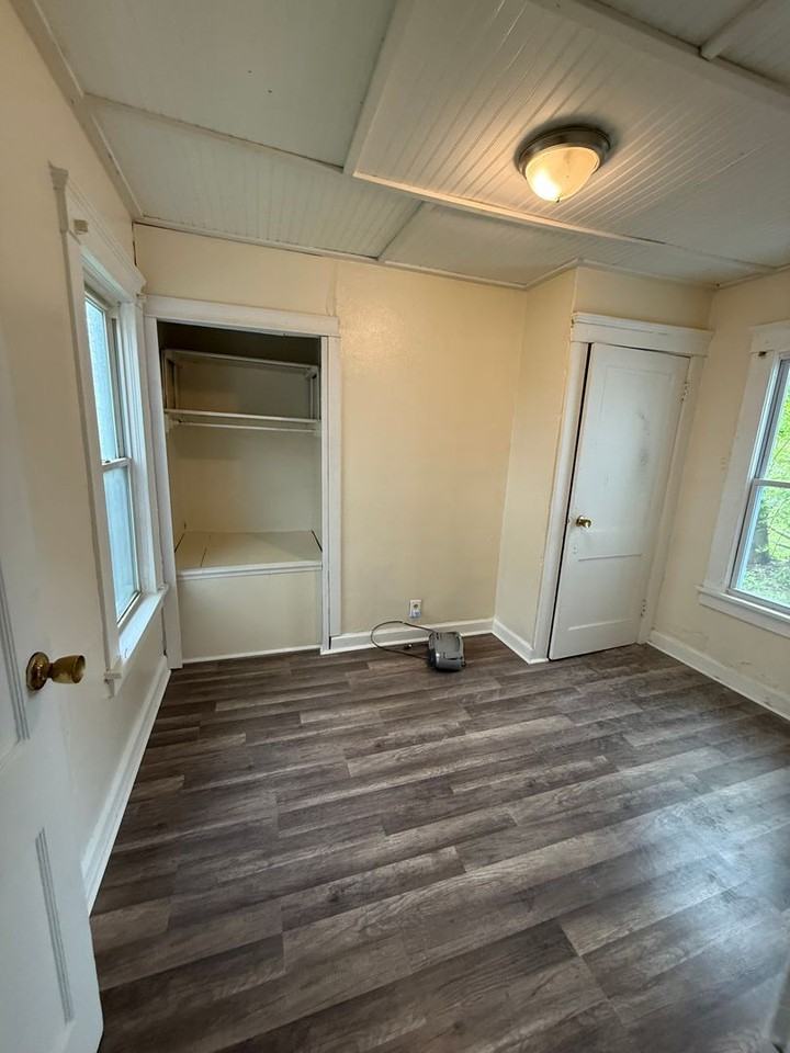 1948 Long Ave - Photo 7 of 17