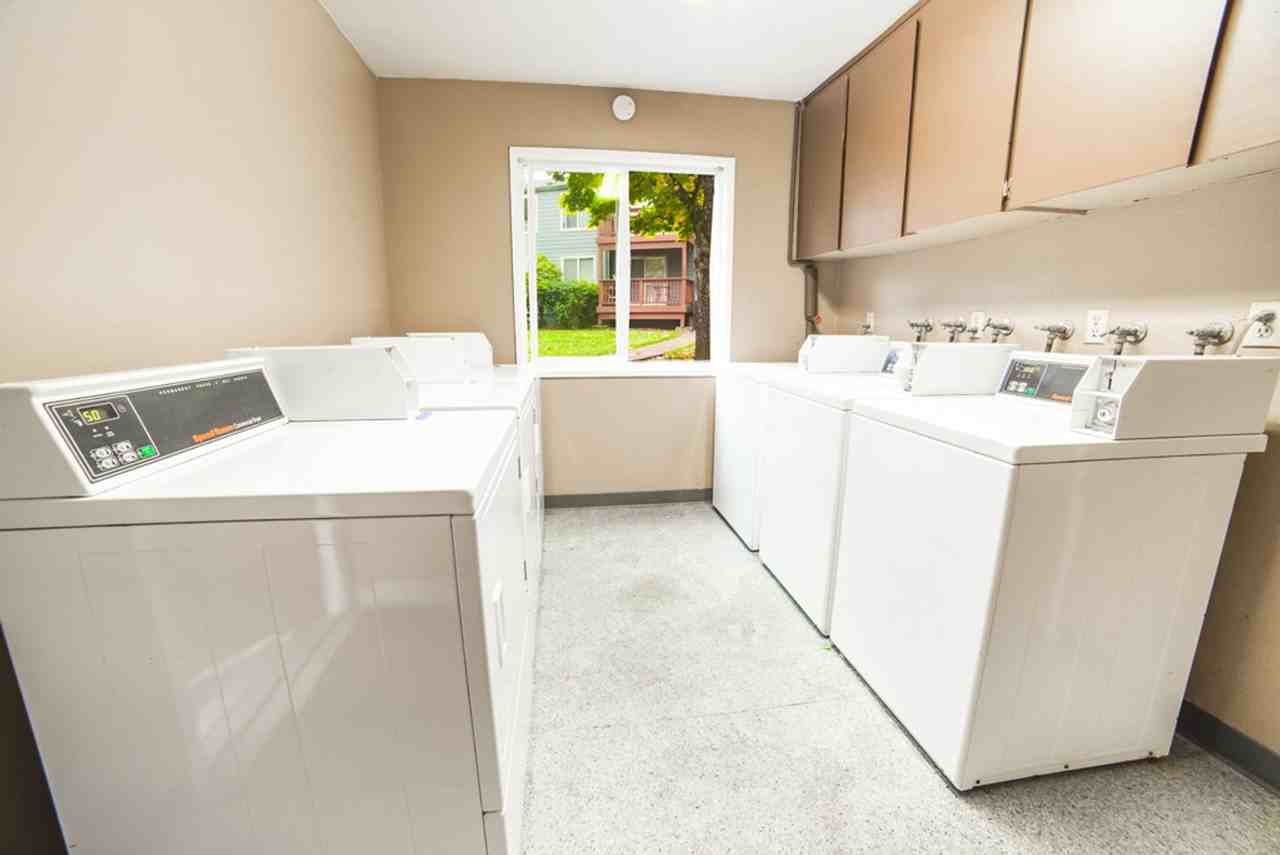 The Patrician Apartments - Photo 5 of 10