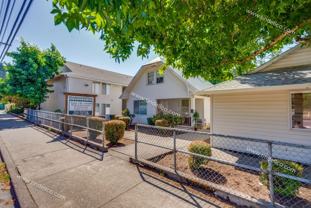 Glendoveer Golf View - Photo 1 of 1