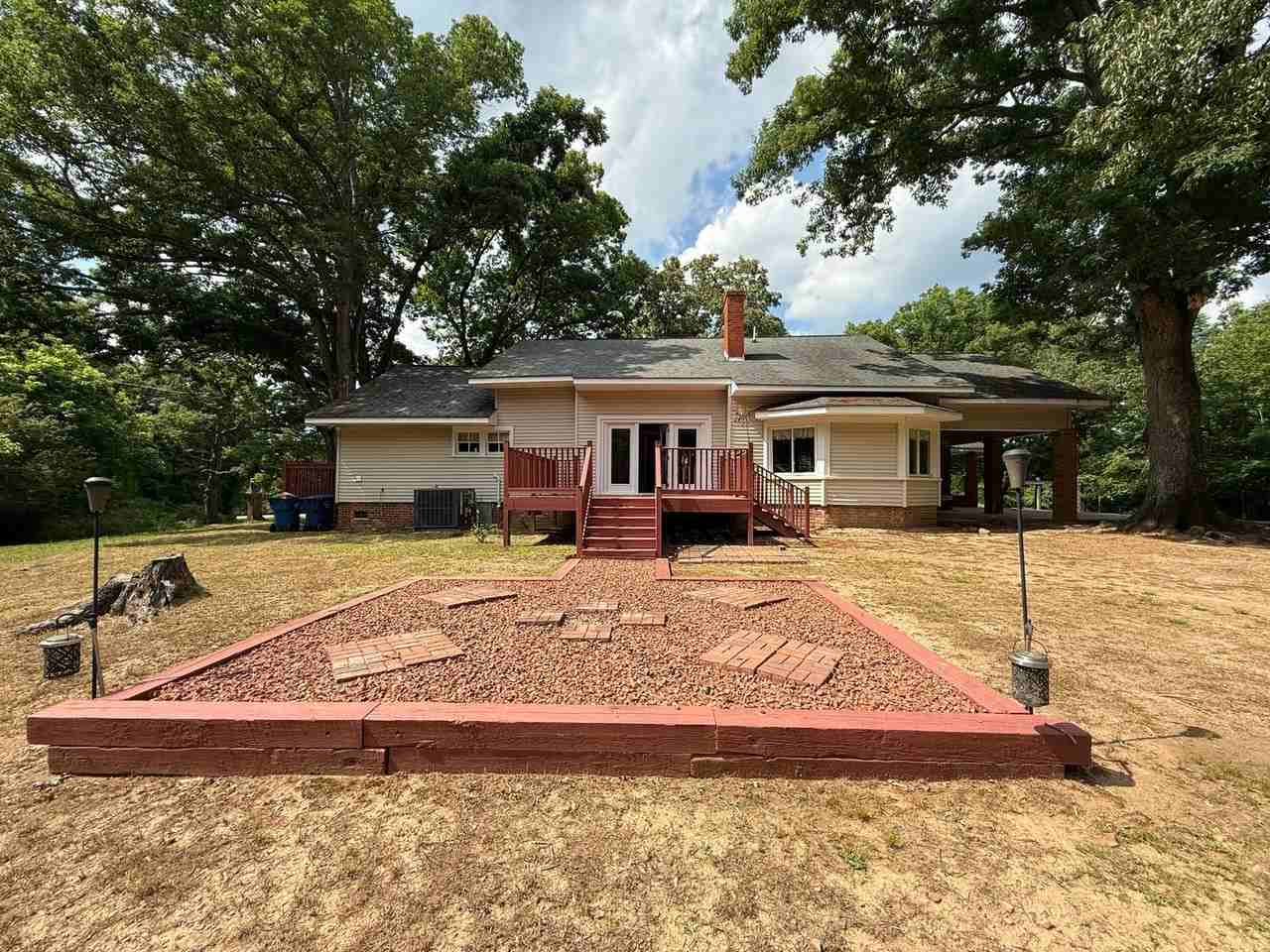 303 W Passaic St - Photo 2 of 14