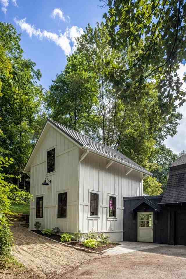 308 Wildberry Rd - Photo 2 of 13