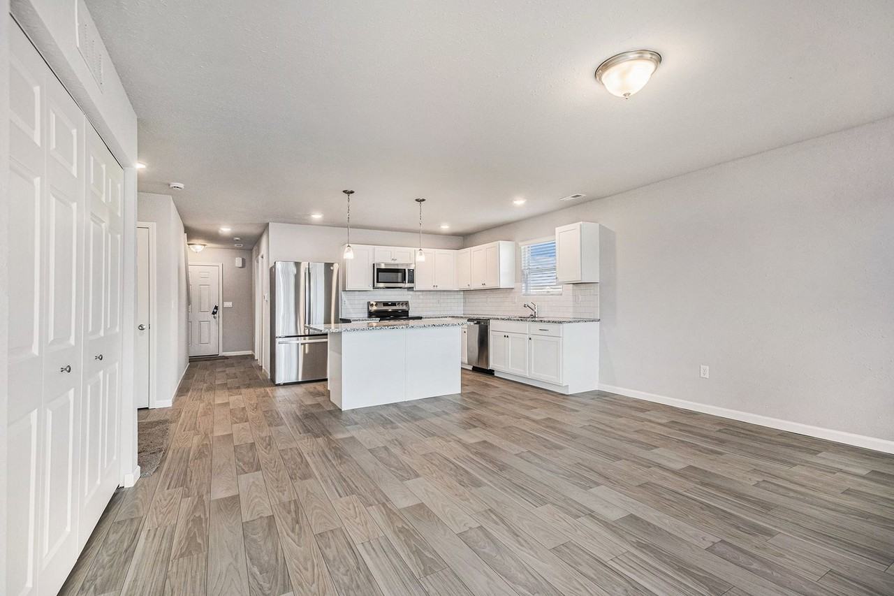 1625 Kennedy Blvd - Photo 7 of 20