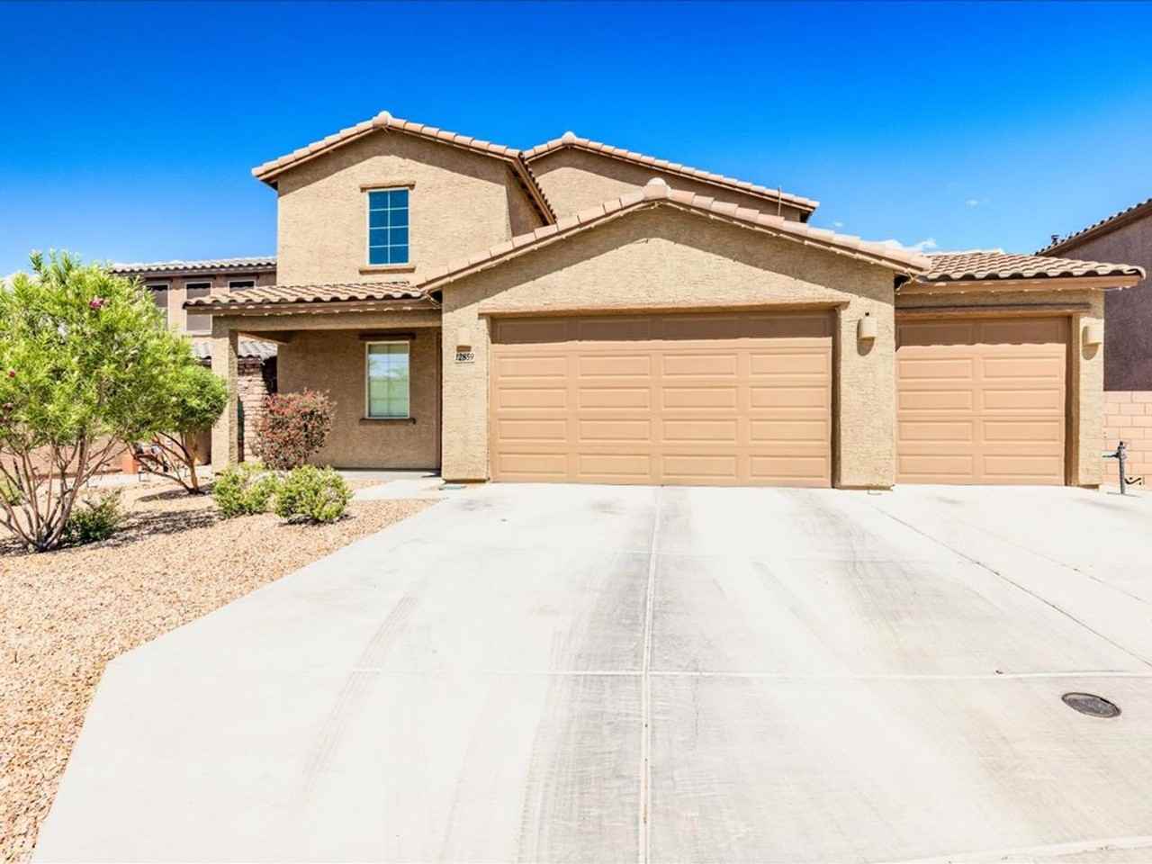 12859 E Adam Camp Trl - Photo 2 of 37