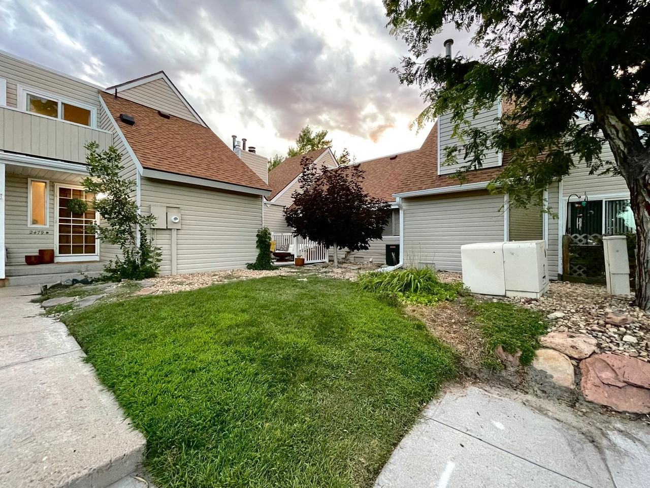 2479 S Xanadu Way - Photo 3 of 27