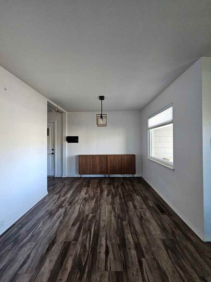 1610 Auburn Way - Photo 4 of 12