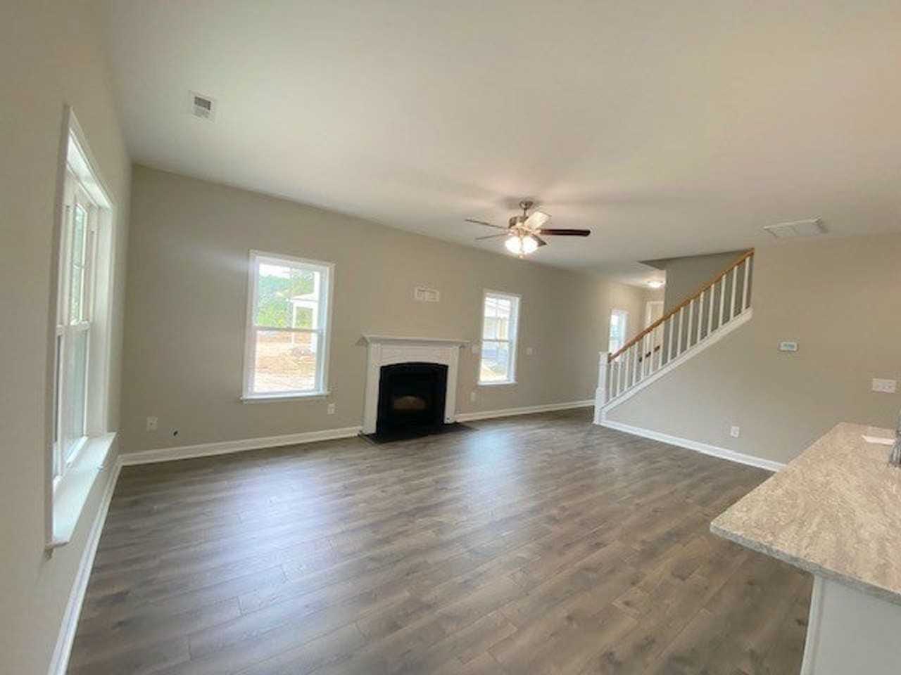 116 Auburn Bay Dr - Photo 2 of 22