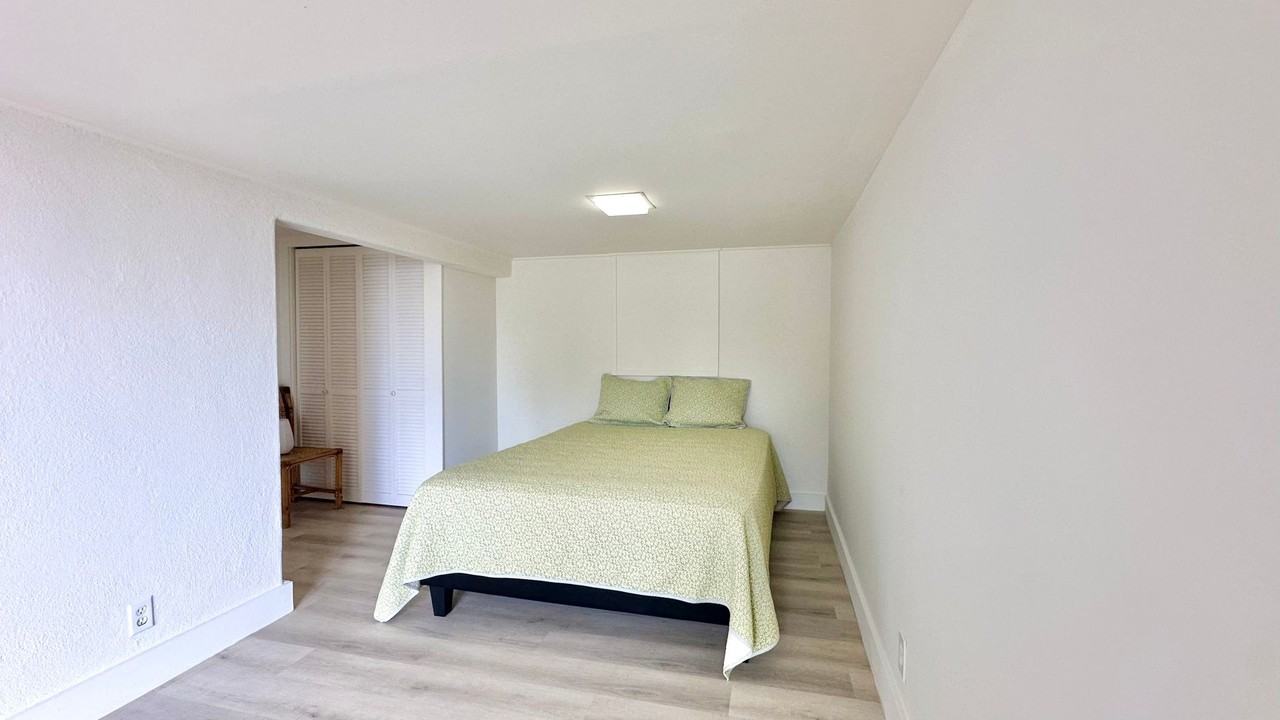 4559 Sierra Dr #B - Photo 3 of 18