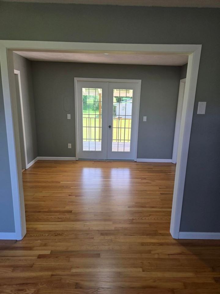 1495 Main St - Photo 6 of 37